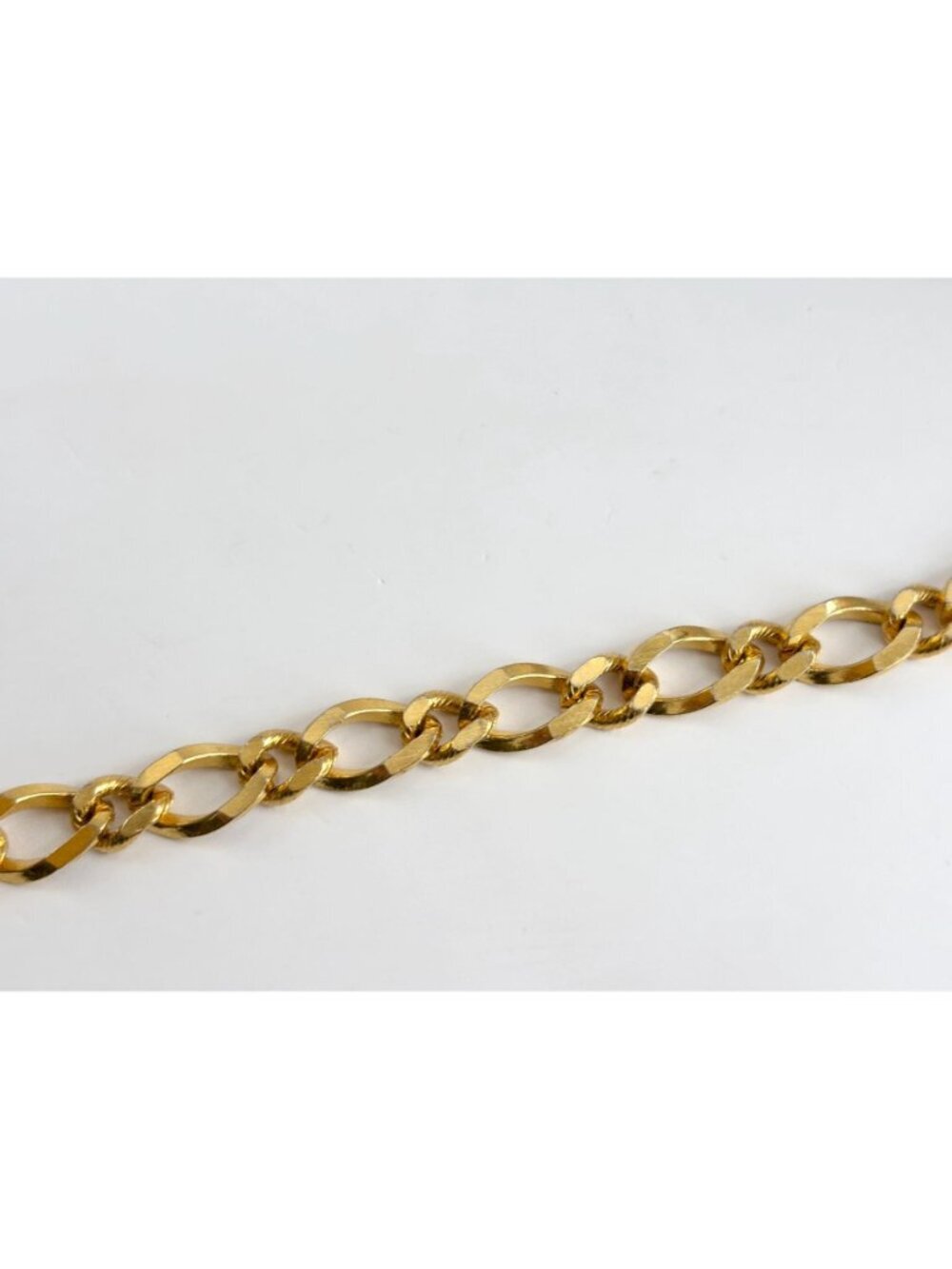 Cable Chain Gold Toned  Toggle Clasp Chunky Vintage 80's Style Bracelet - Picture 8 of 12